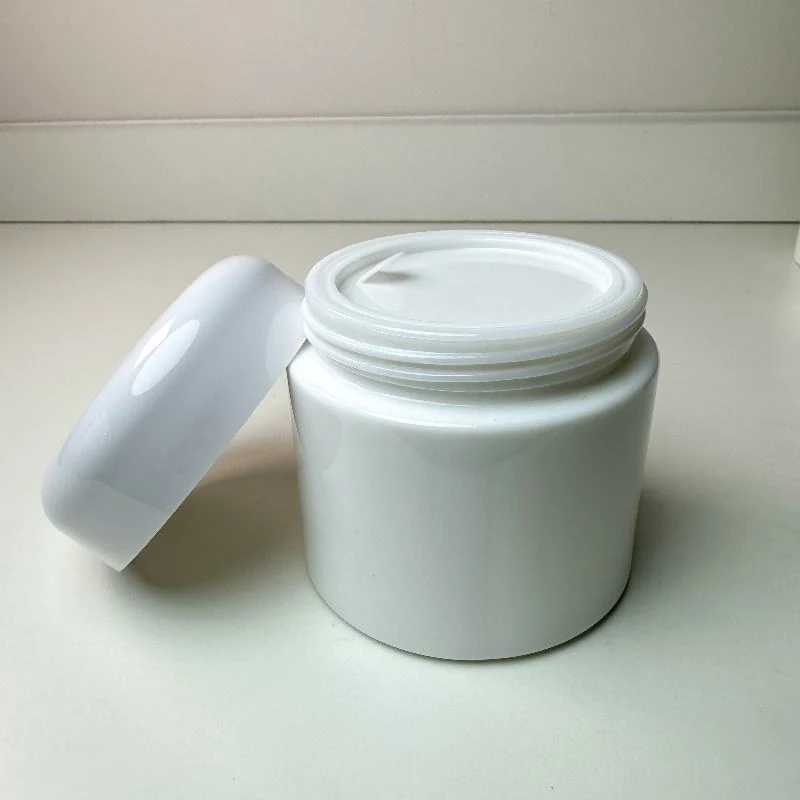 100G 50G 30G Customized White Glass Jar With Screw Plastic Lid For Cosmetics