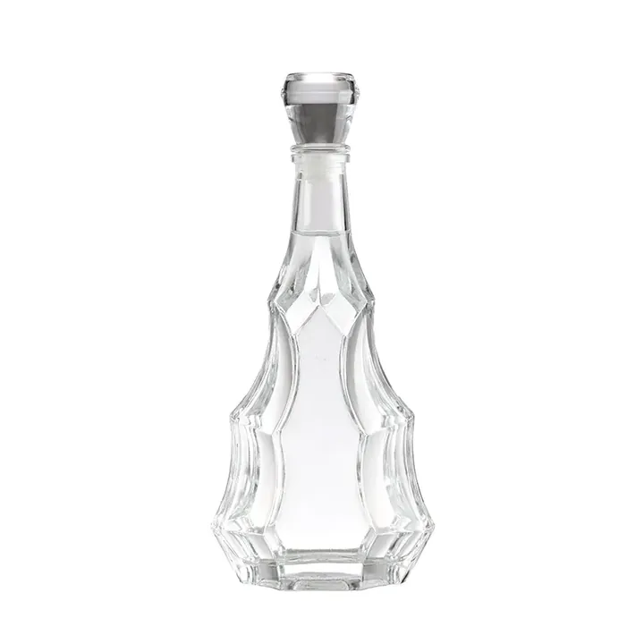 Dekanter aus facettiertem Klarglas mit Glasverschluss