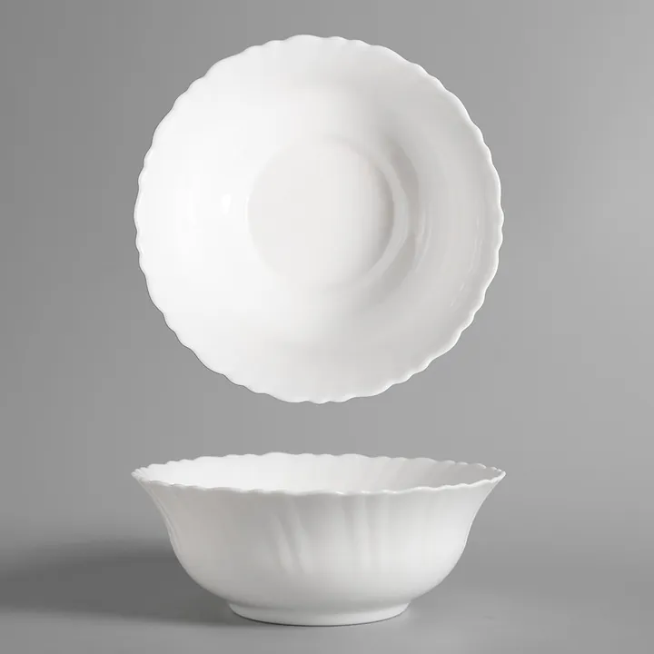 Bol à soupe en verre opale blanc festonné